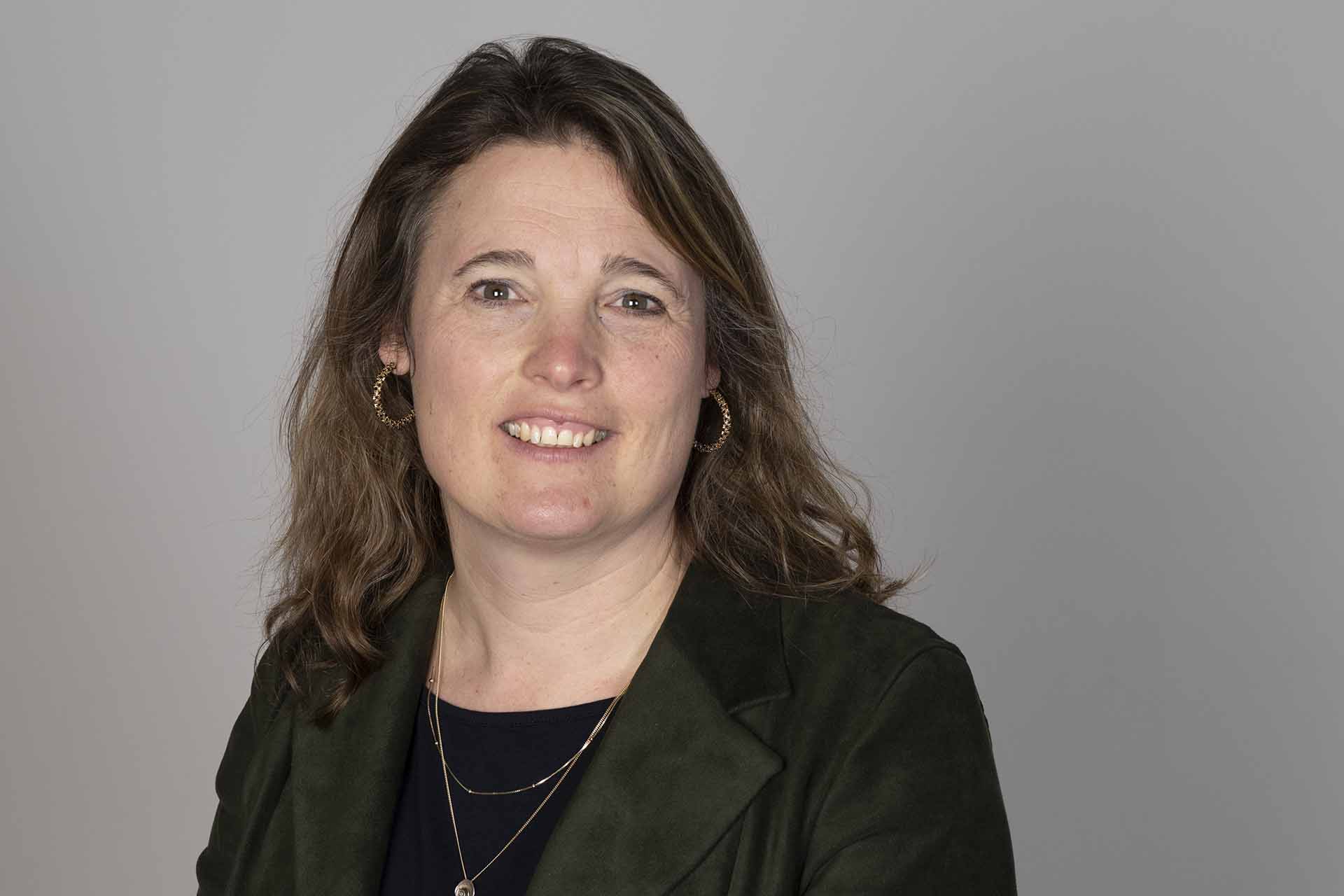 Merlijne Sonneveld - keynotespreker op Zorg & ict 2025 - interview over thema Digivaardigheden